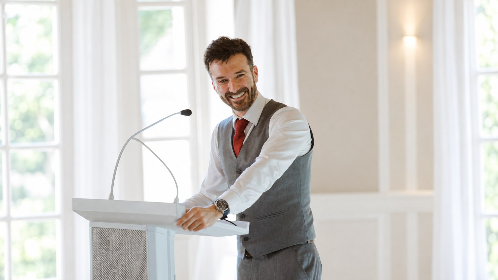 Greg Le Fourn animant une réception de mariage en extérieur